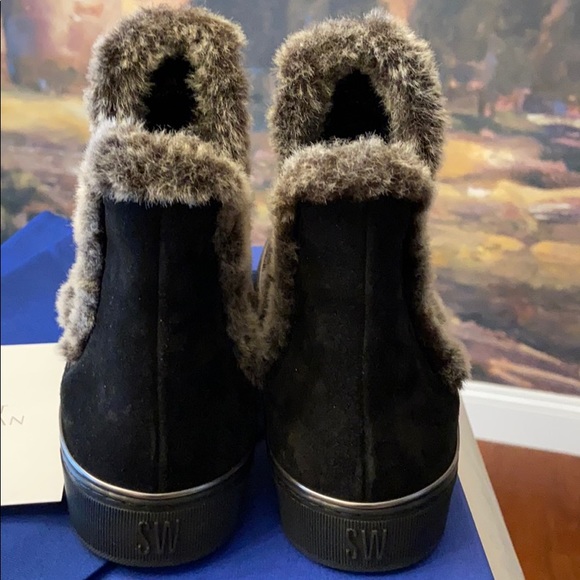 BNWT Stuart Weitzman Winter Fur-Trim Ankle Boots - Picture 5 of 17